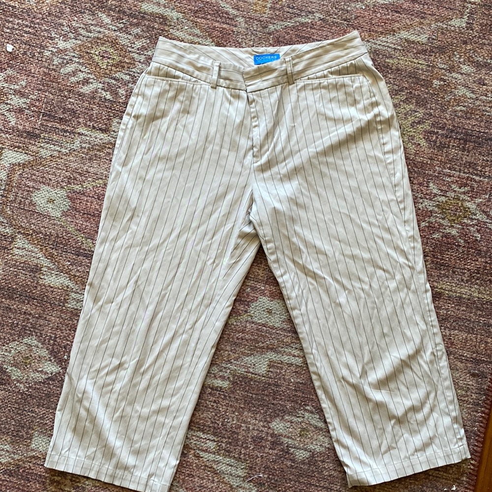 Dockers Capri Pants
